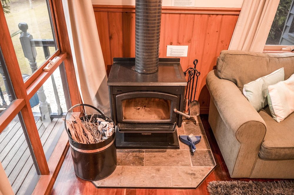 Bells Estate Great Ocean Road Cottages Standard Room, Non Smoking, Kitchen (Valley View Studio) 4