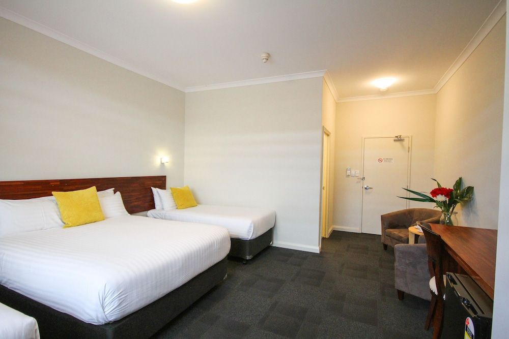 Basic Single Room With-Own Detached Bathroom