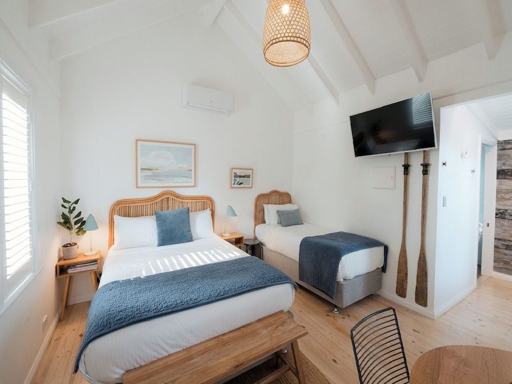 Beach Huts Middleton Standard Apartment, 1 Bedroom, Non Smoking, Kitchenette (Noosa) 3