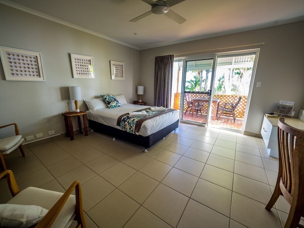 The Resort @ Dolphin Heads Ocean View Suite 2