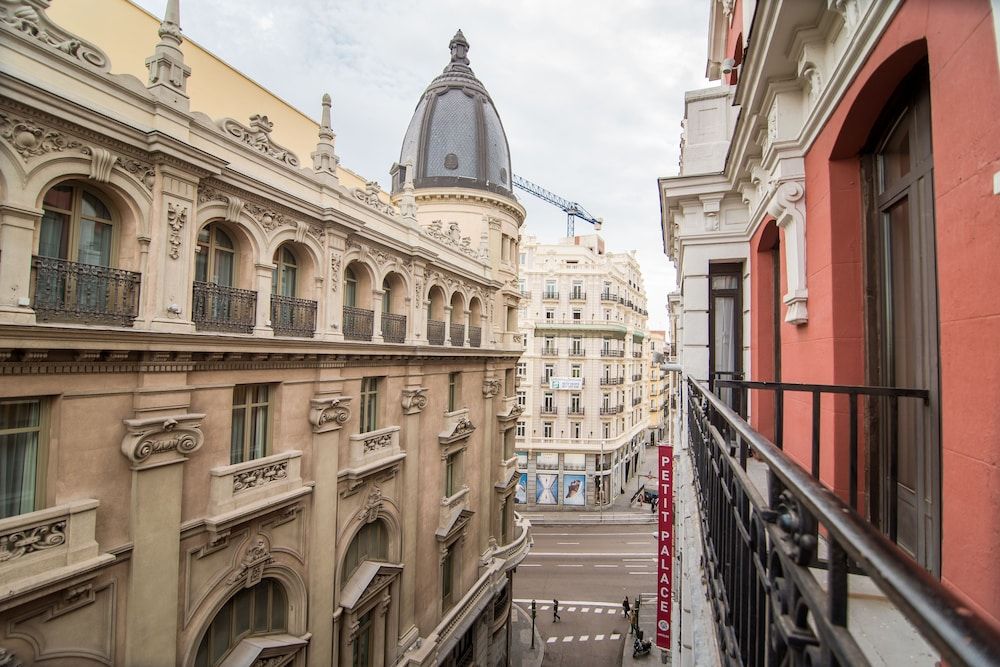 undefined Petit Palace Chueca 4