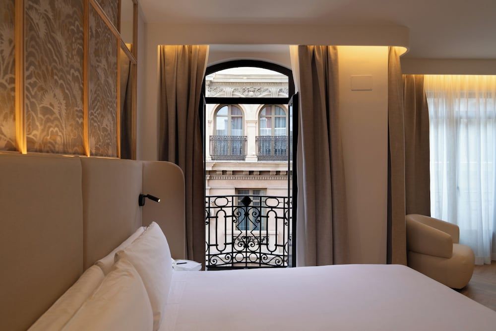 Petit Palace Chueca Quadruple Room 9