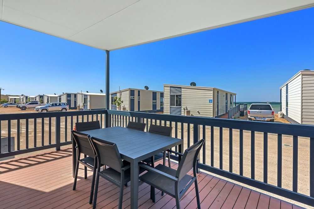 Discovery Parks - Streaky Bay Foreshore Deluxe 2 Bedroom Cabin - Sleeps 5 3