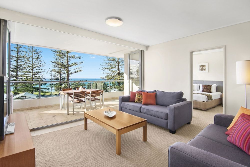 Mantra The Observatory Deluxe Apartment, 2 Bedrooms 9