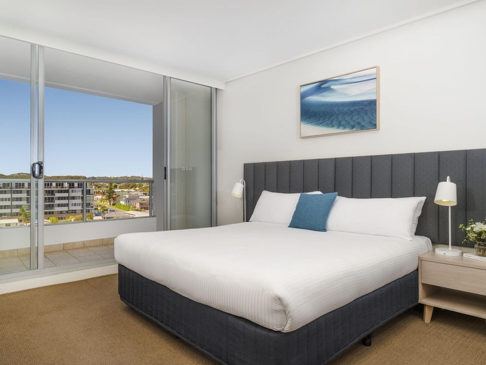 Mantra The Observatory Deluxe Apartment, 2 Bedrooms 3