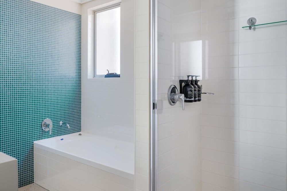 Mantra The Observatory 2 Bedroom Garden Terrace (Stair Access Only) 4