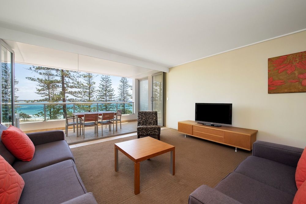 Mantra The Observatory Deluxe Apartment, 2 Bedrooms 8