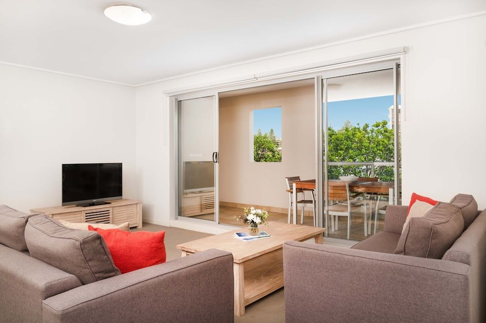 Mantra The Observatory 2 Bedroom Garden Terrace (Stair Access Only)