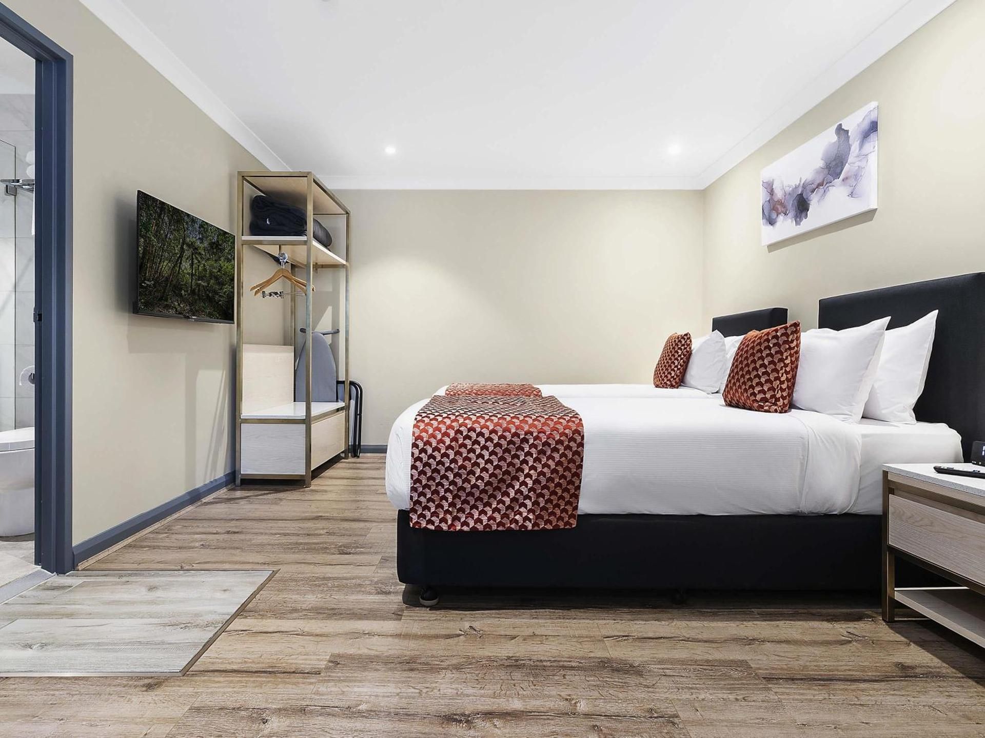Family Standard Room with One King and One Queen Beds