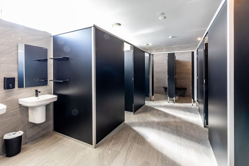 Palm Beach Hotel Economy Twin Bunk - Shared Facilities 4