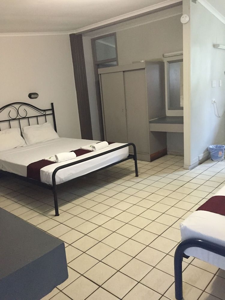 Capricornia Motel Standard Room 4