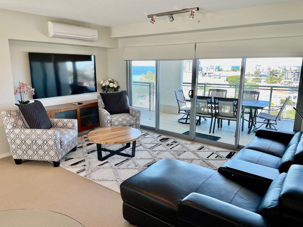 Deluxe Apartment