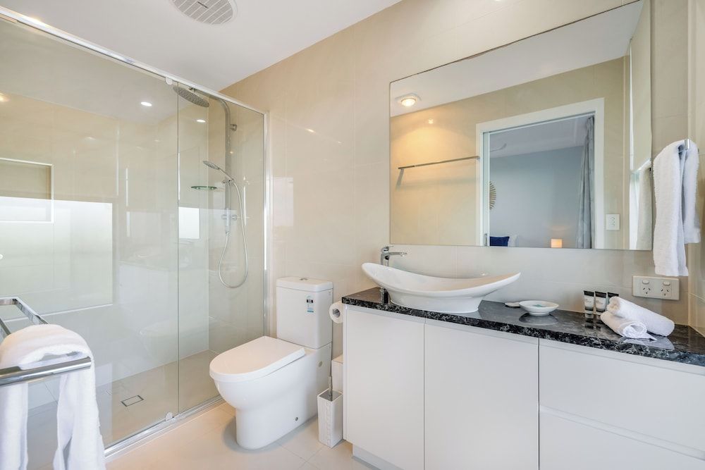 Meridian Alex Beach Apartments Superior Beachfront Apartment, 2 Bedrooms 11