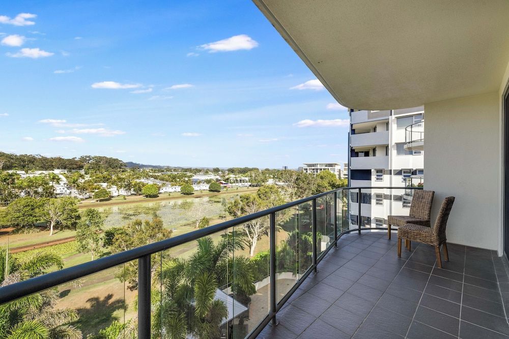 Meridian Alex Beach Apartments Superior Beachfront Apartment, 2 Bedrooms 8