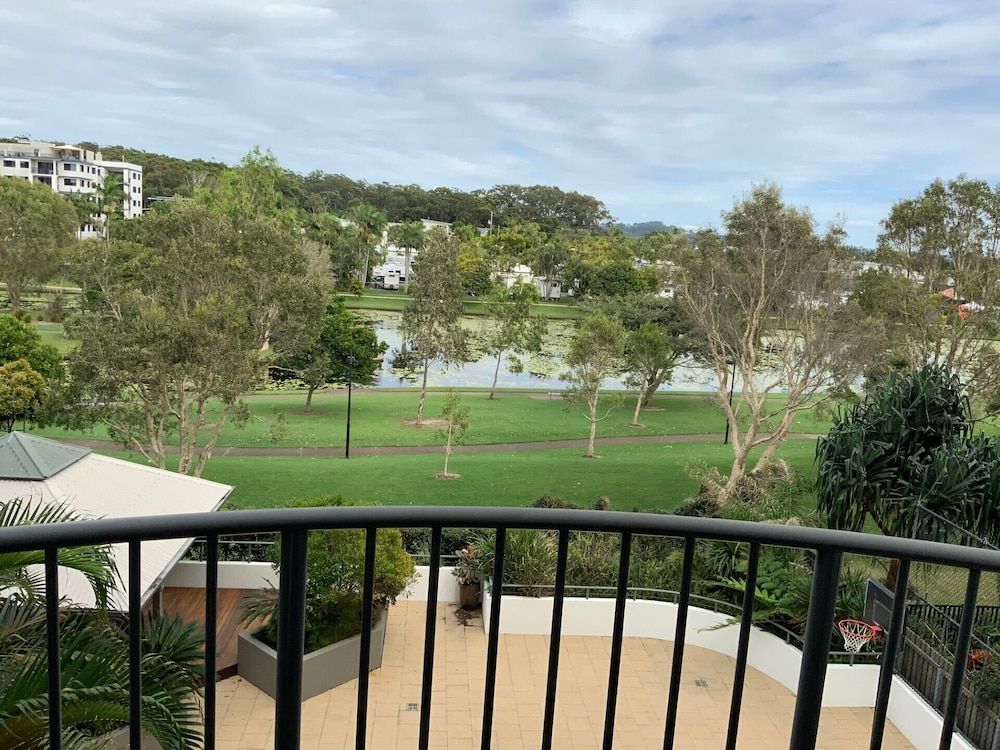 Meridian Alex Beach Apartments Superior Beachfront Apartment, 2 Bedrooms 6