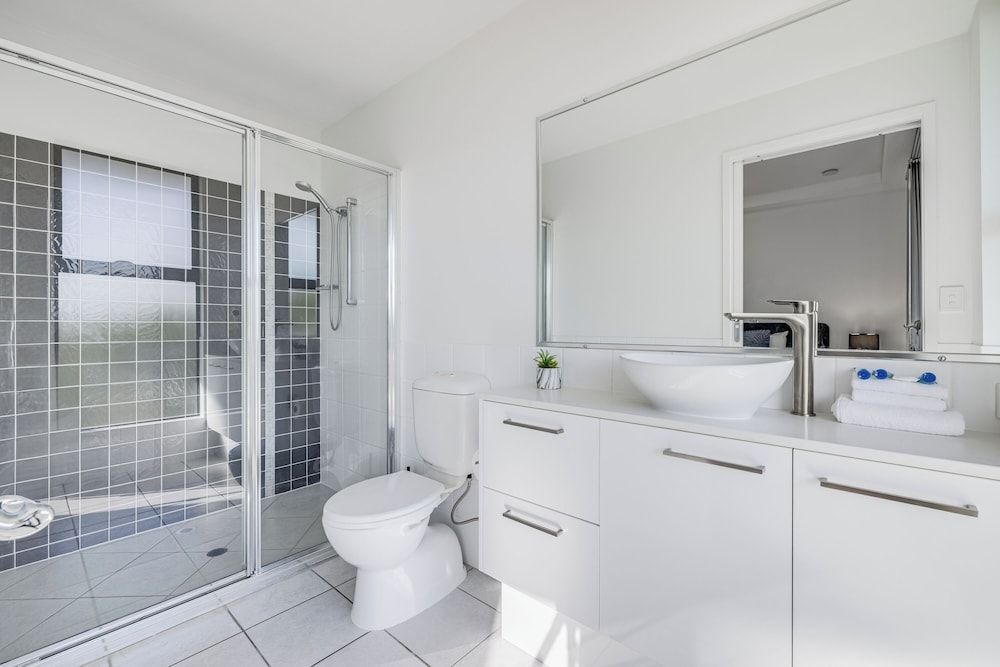 Meridian Alex Beach Apartments Superior Beachfront Apartment, 2 Bedrooms 10