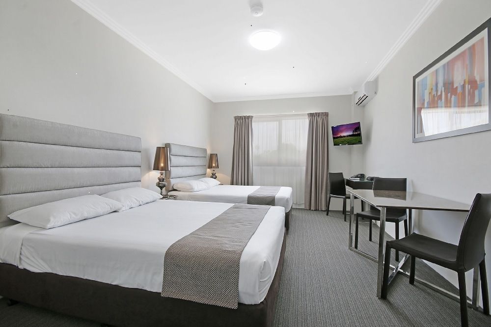 Twin Suite