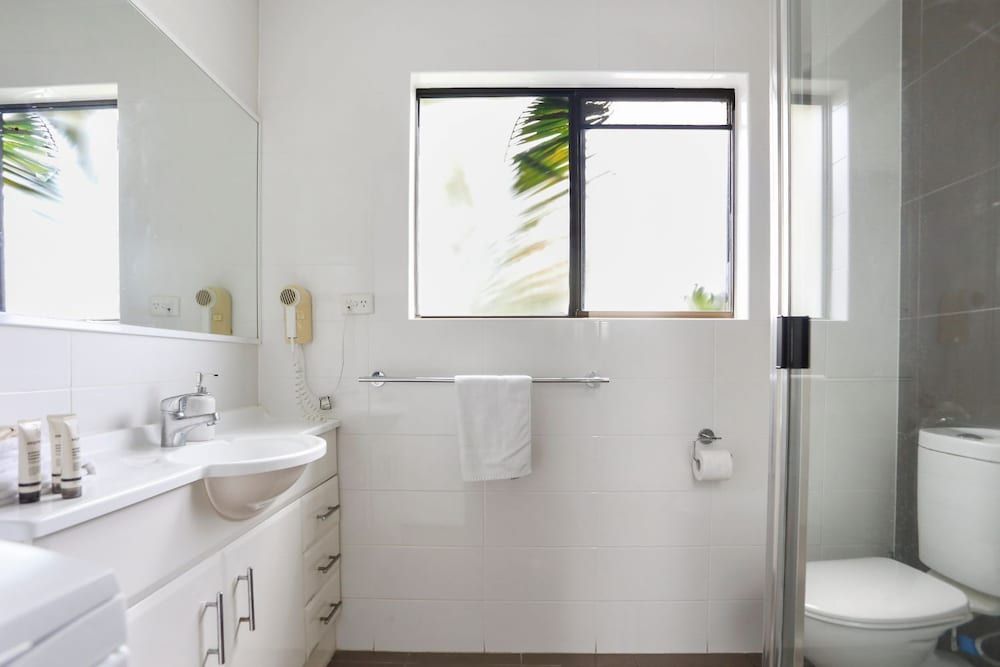 Noosa Place Resort Two Bedroom Standard Apartment 10