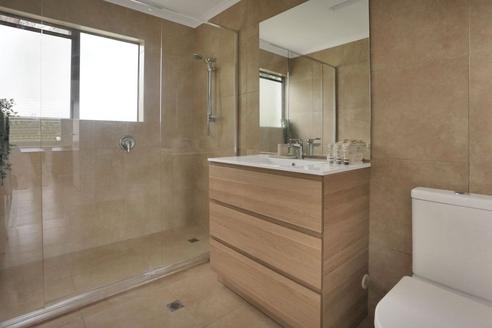 Noosa Place Resort One Bedroom Superior Apartment 5