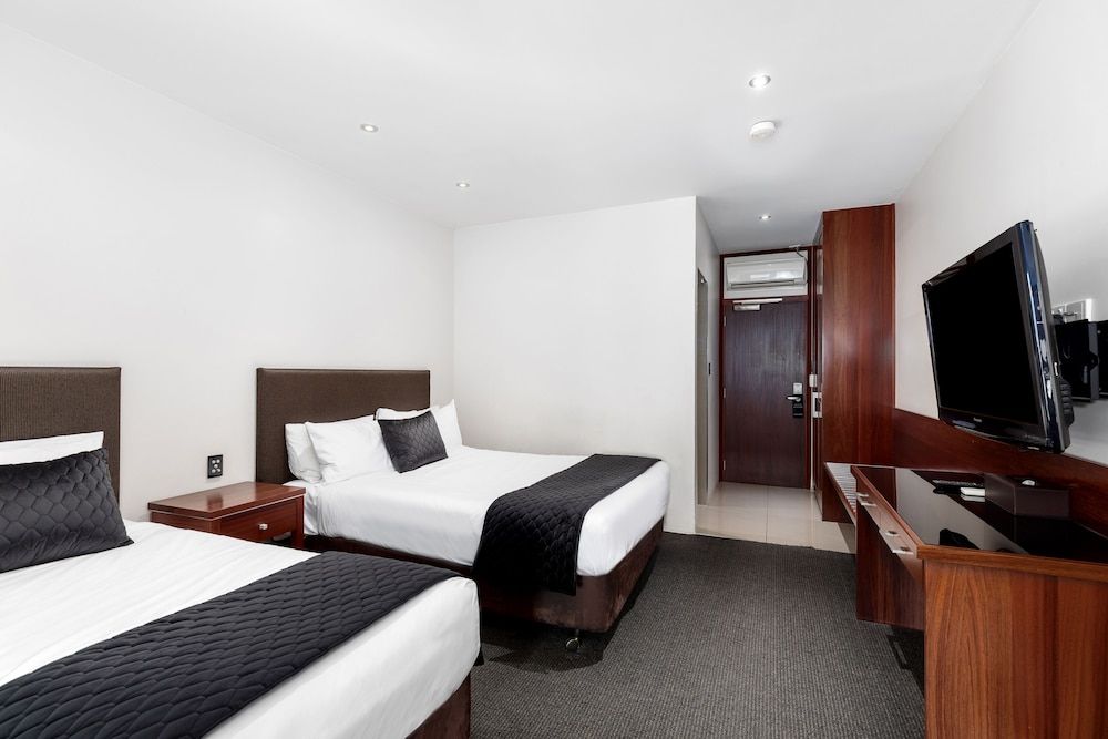 The Commodore Two-Bedroom Suite