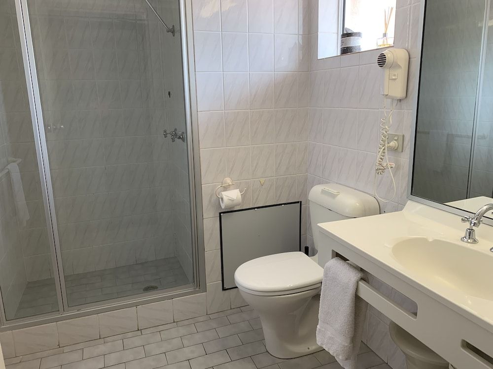 Ulladulla Harbour Motel Downstairs Motel Suites 4