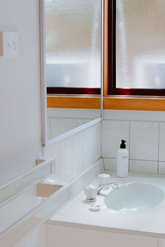 Port Vincent Motel & Apartments Standard Apartment, 2 Bedrooms, Kitchen 5