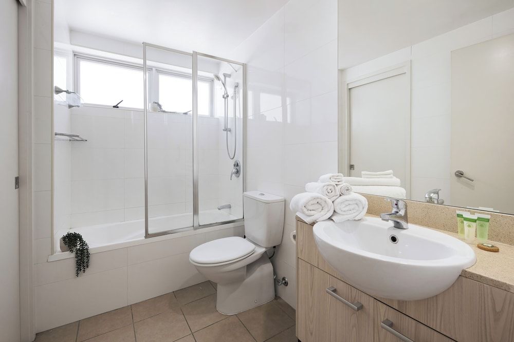 Trilogy Residences Two Bedroom Apartment 13