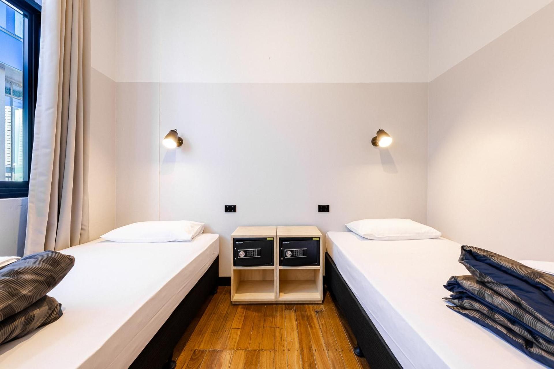 Twin Room with Bathroom