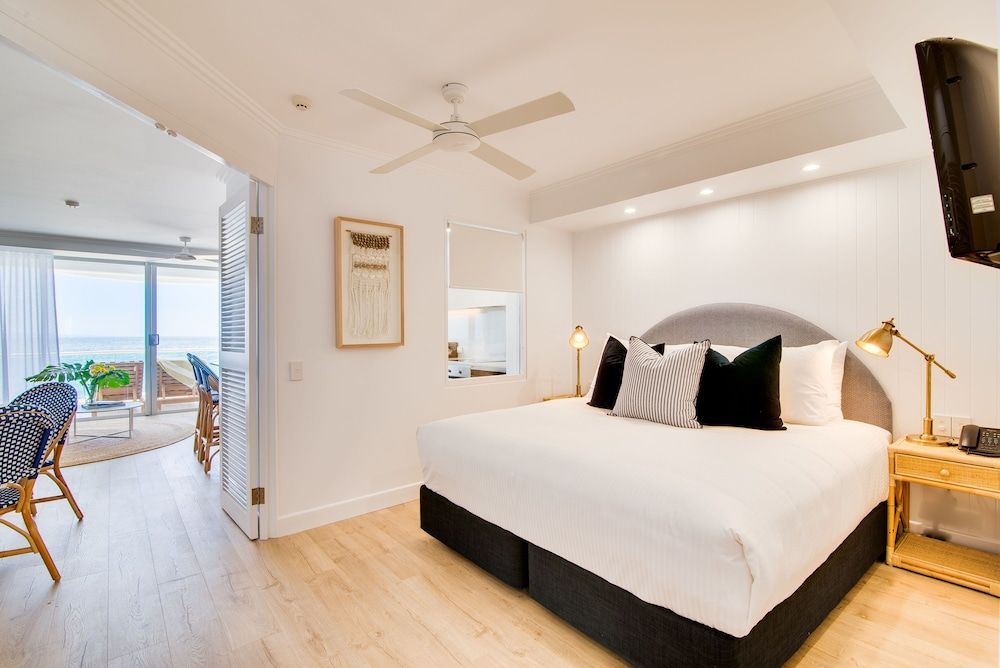 One Bedroom Beachfront Penthouse