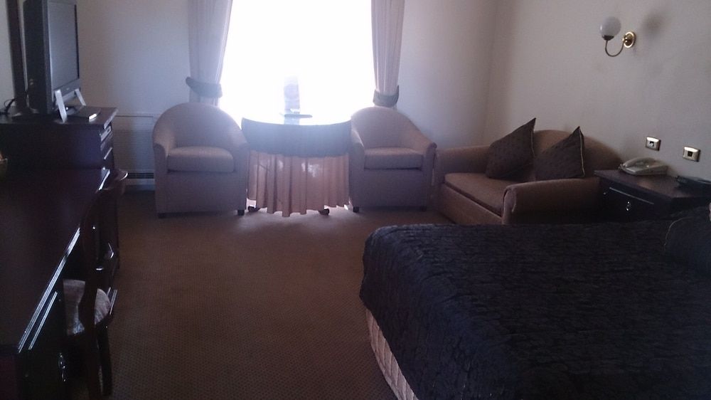 Australian Heritage Motor Inn Small Family Suite 5