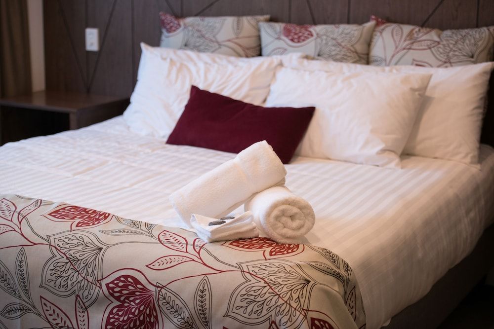 Young Federation Motor Inn Superior Twin Room (Standard Double) 5