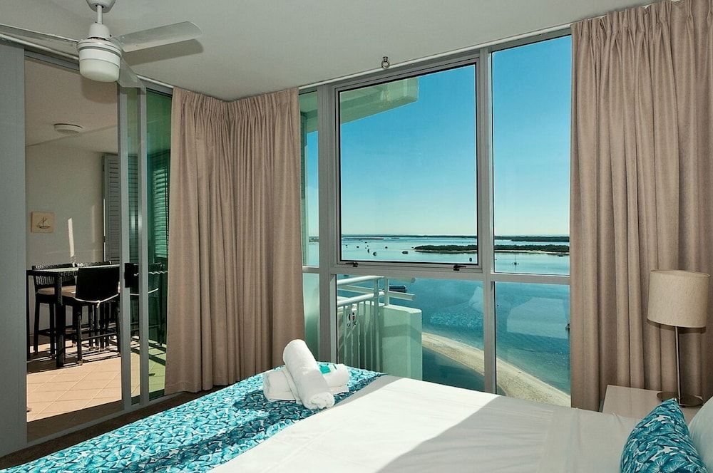 2 Bedroom Water View Apartment