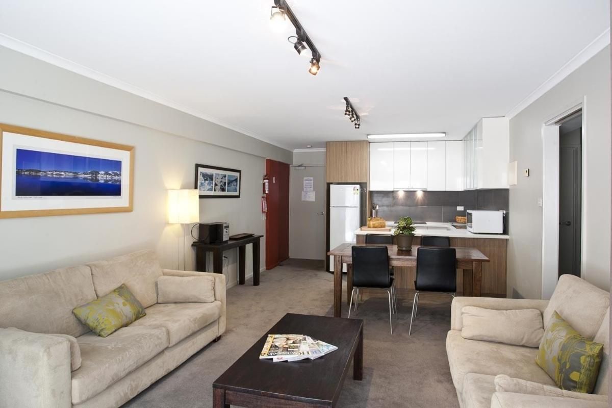 Standard Two-Bedroom Apartment 4