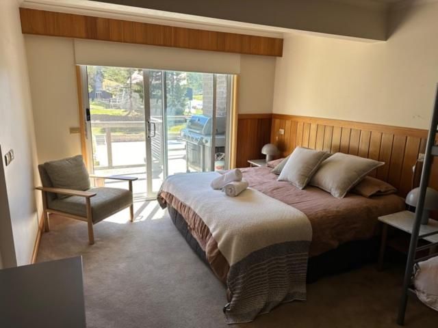 Four-Bedroom Premier Apartment 7 (10 share)