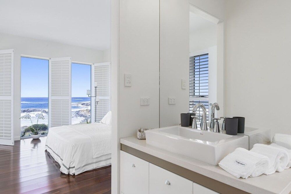Luxury Villa, 1 Bedroom, Sea View, Oceanfront