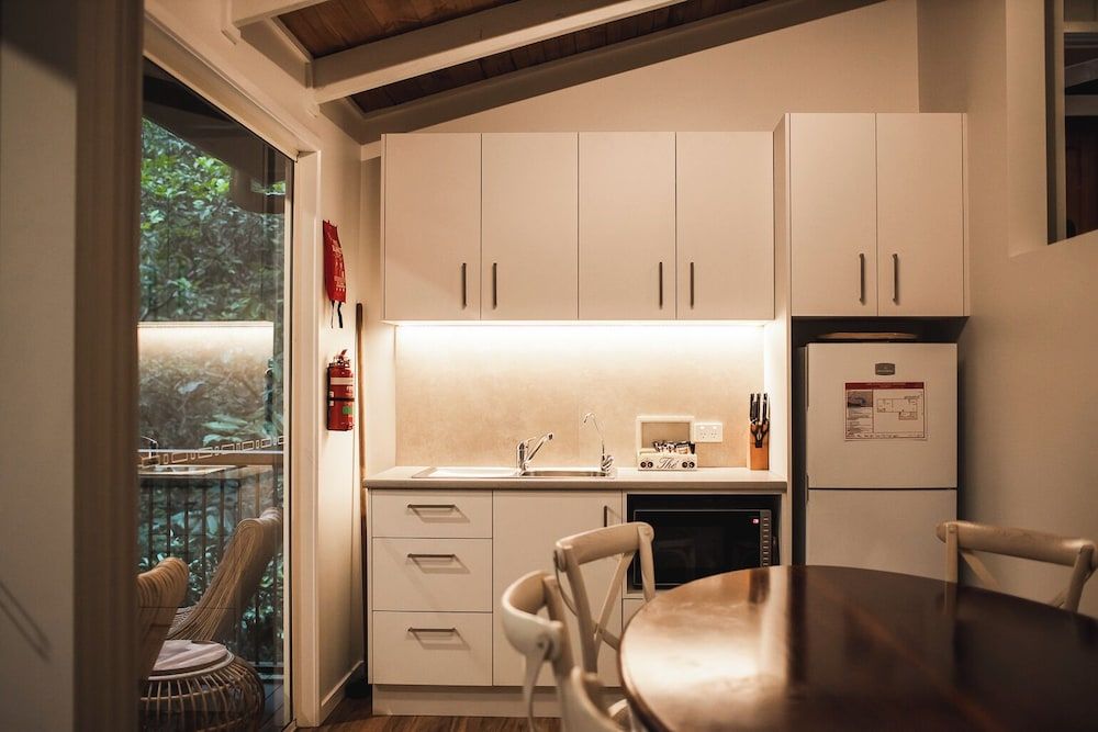 Kondalilla Eco Resort Log Cabin 14