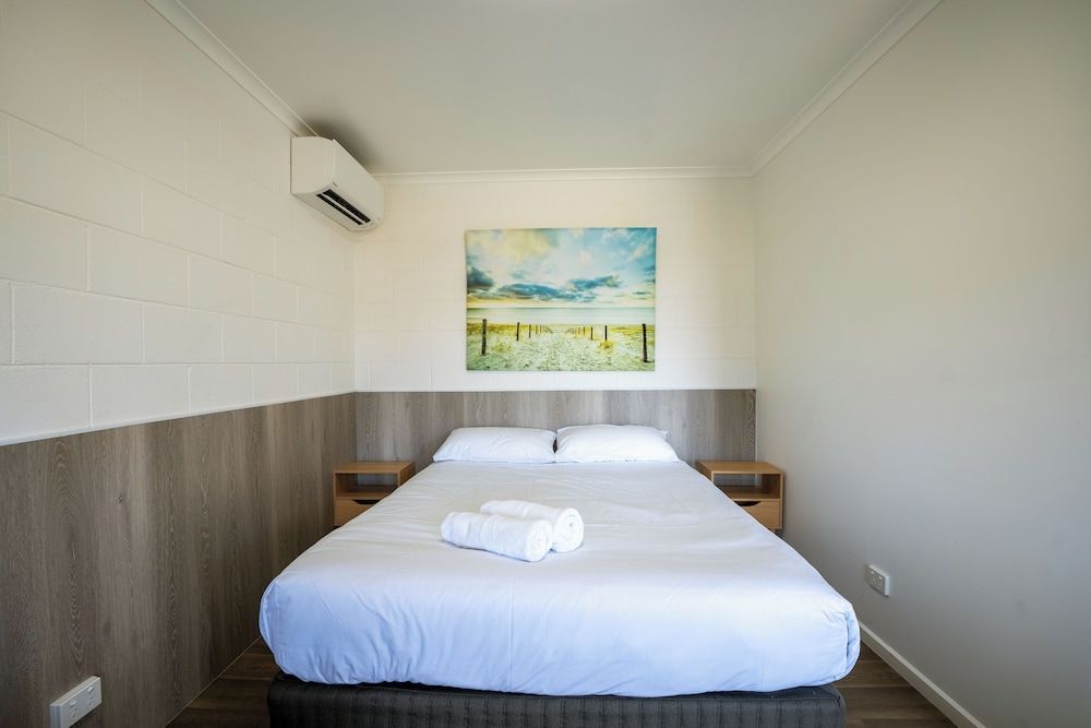 BIG4 Tassie Getaway Parks Stanley Motel Room (Unserviced) 2