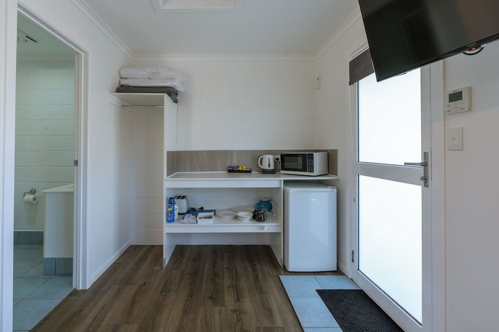 BIG4 Tassie Getaway Parks Stanley Motel Room (Unserviced) 4