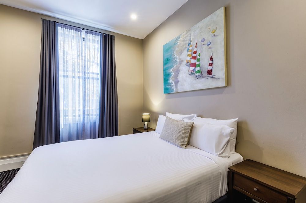 Royal Exhibition Hotel Standard Suite, 2 Queen Beds, Non Smoking