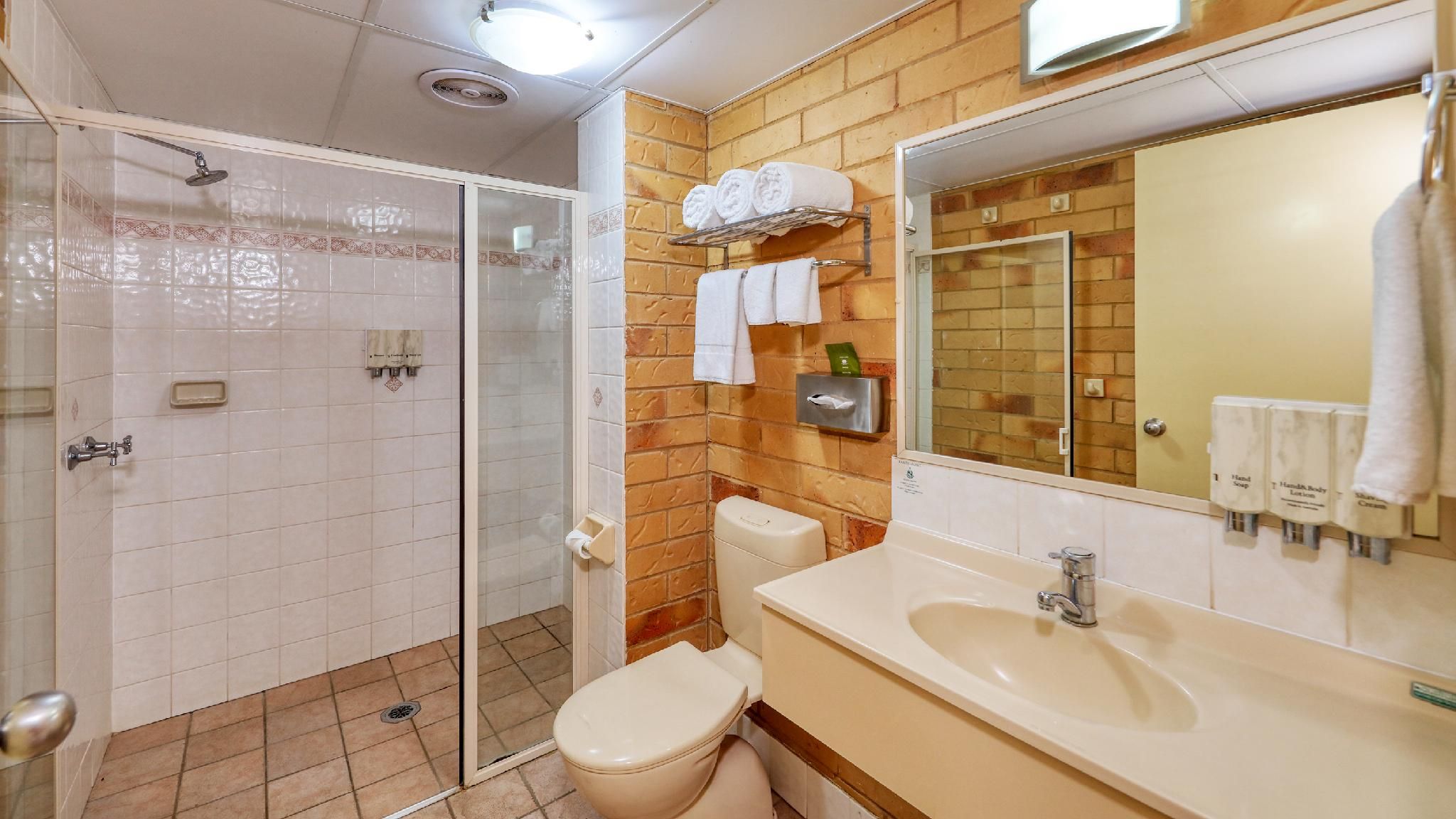 North Parkes Motel Standard Twin 2