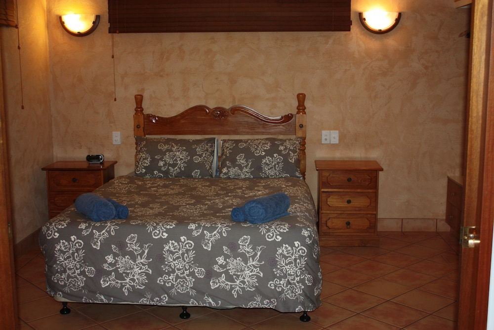 Superior Apartment, 1 Bedroom, Kitchen, Poolside