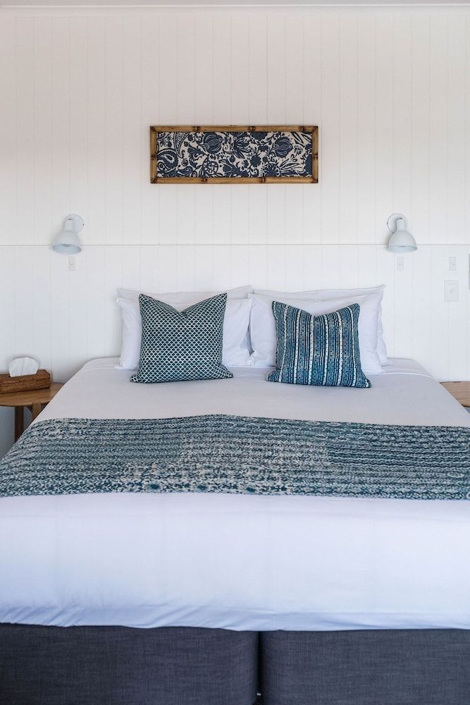 Mollymook Seascape Motel & Apartments Superior Studio, Non Smoking, Kitchenette (King Studio Room) 2