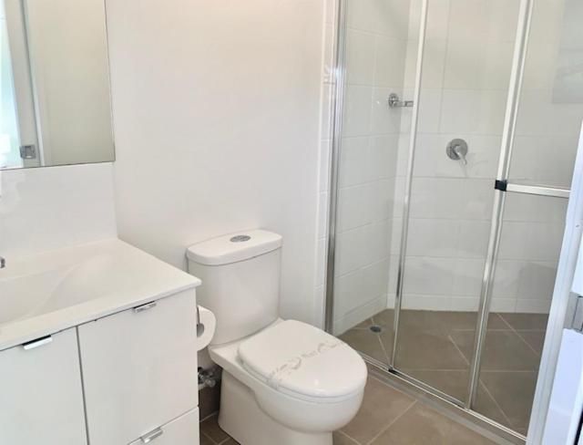 Queen and single room 1st floor