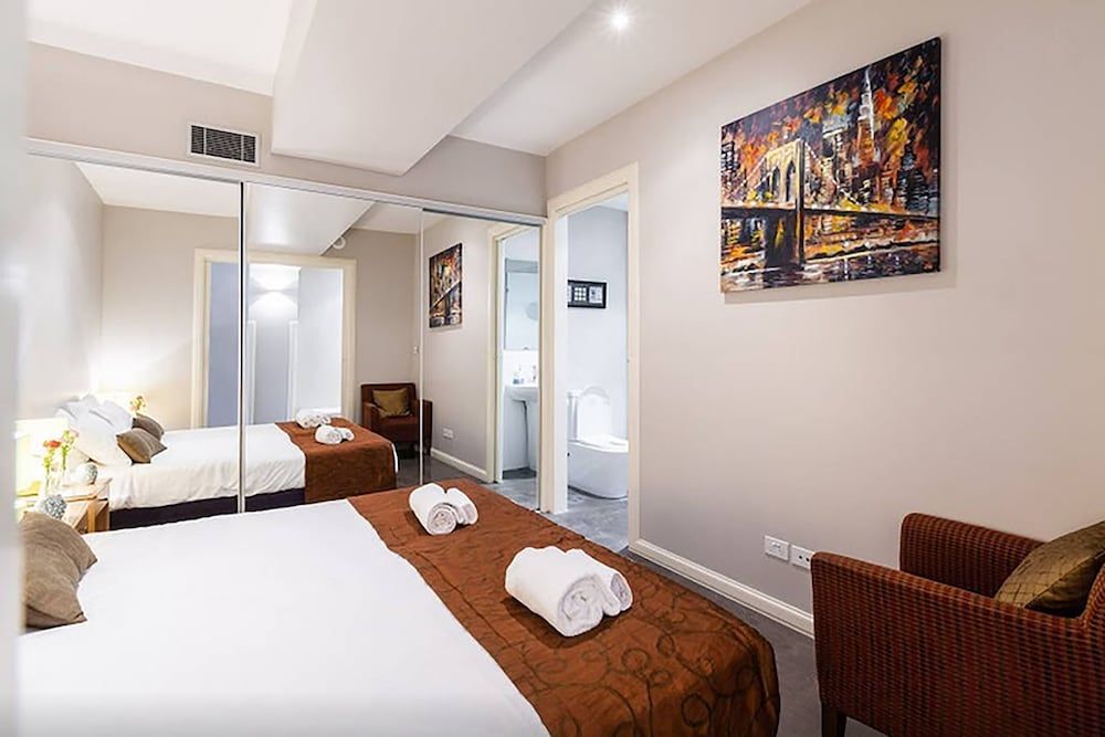 Anchor on Little Collins - Southern Deluxe Apartment, 3 Bedrooms (ArtDeco)