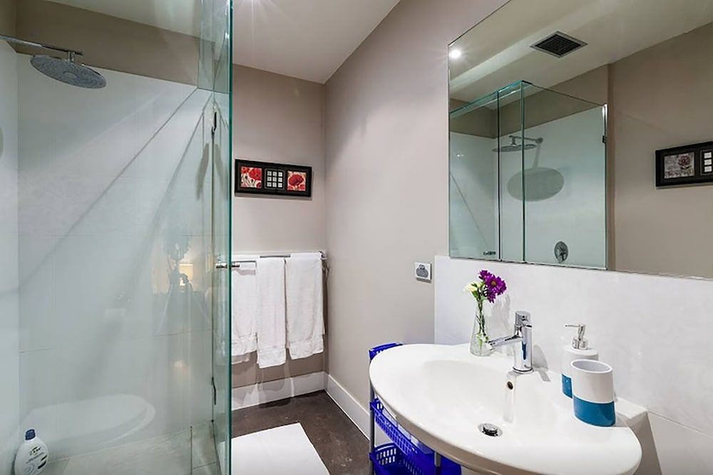 Anchor on Little Collins - Southern Deluxe Apartment, 3 Bedrooms (ArtDeco) 10