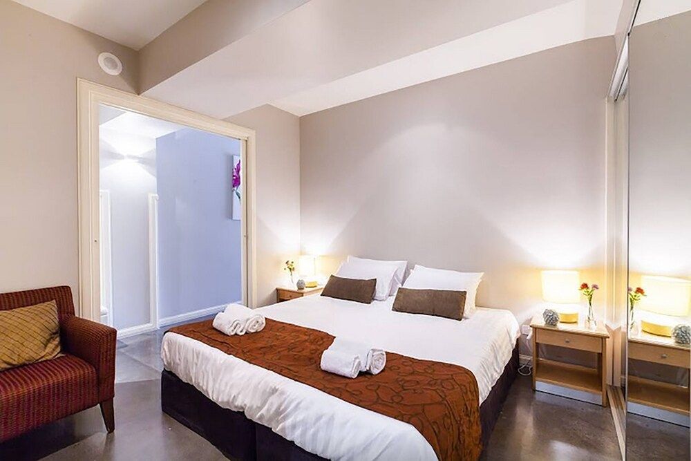 Anchor on Little Collins - Southern Deluxe Apartment, 3 Bedrooms (ArtDeco) 6