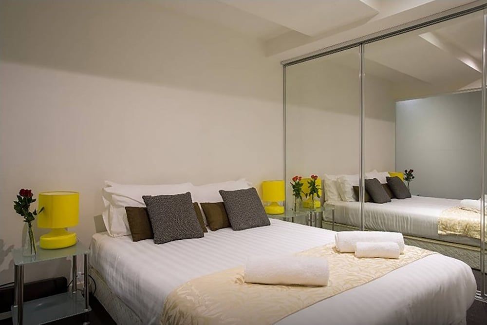 Anchor on Little Collins - Southern Two Bedroom Sky Loft Apartment 5
