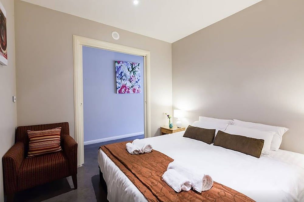 Anchor on Little Collins - Southern Deluxe Apartment, 3 Bedrooms (ArtDeco) 2