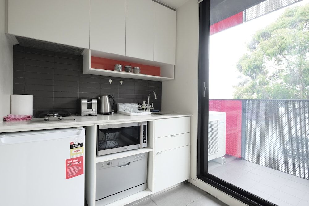 undefined Mono Apartments on Franklin 5