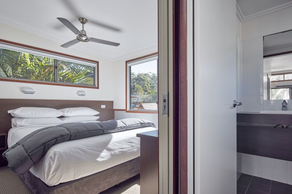 NRMA South West Rocks Holiday Park Luxury Lagoon Retreat 3